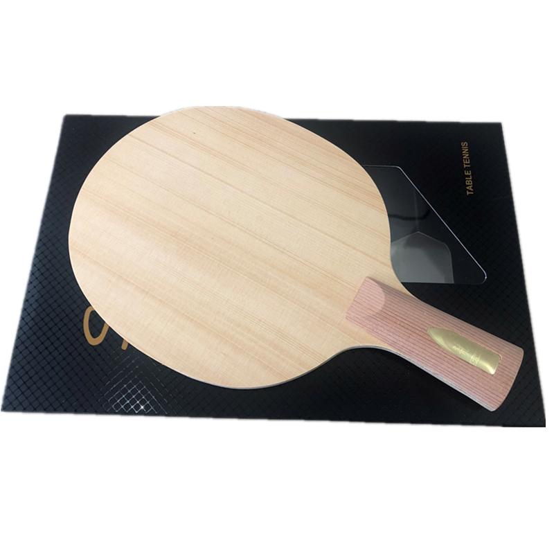 Stiga Carbon Blade - 子供または-カーボンの卓球ラケット,クロス,カーボンファイバー,高速攻撃,fl,st,cs,青,7層